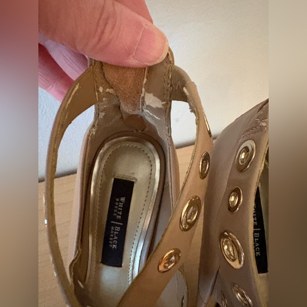 WHITE HOUSE BLACK MARKET ALYSE CAMEL HEELS SIZE 6M - Picture 3 of 8